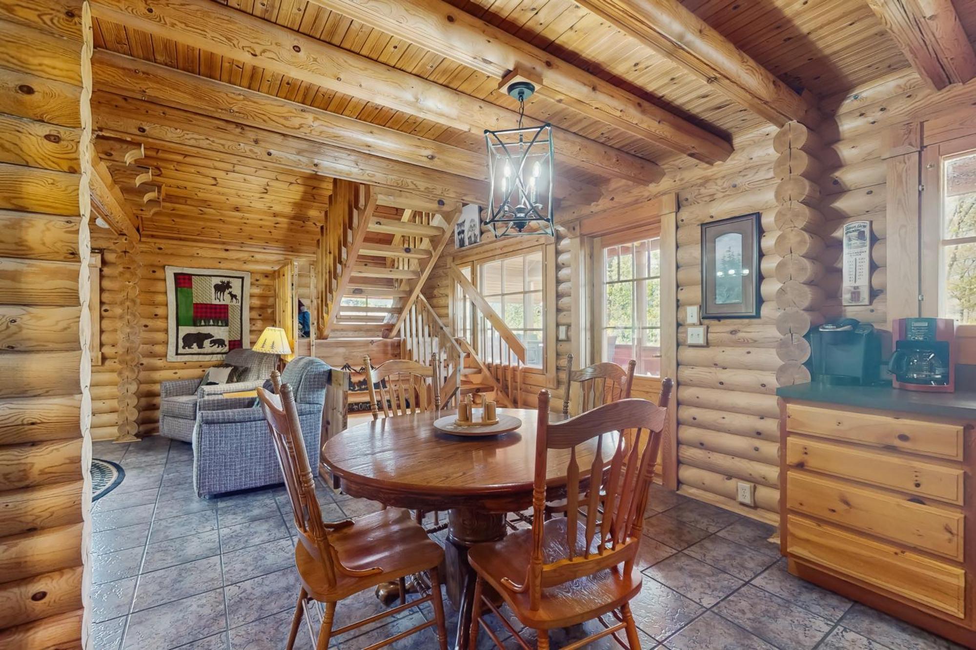 Pine Cone Cabin Gatlinburg Exterior photo